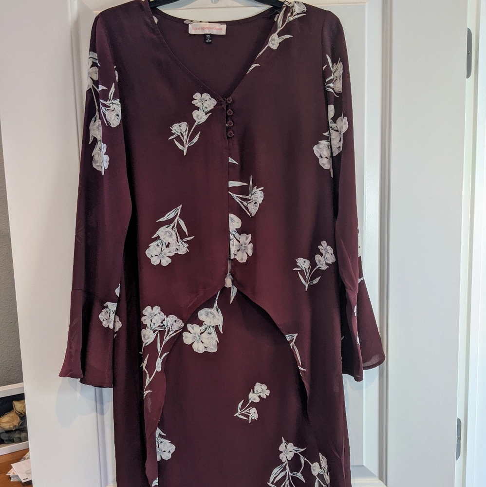 ❌Luxe Apothetique floral hi-lo tunic❌